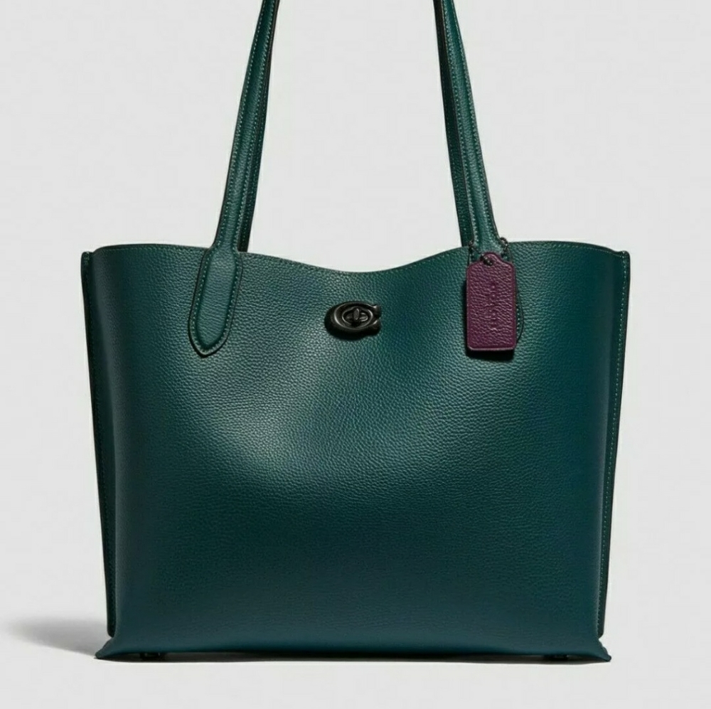Coach Willow Tote With Signature Canvas Interior